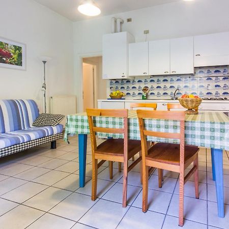 Appartamenti Casa Irina Riva del Garda Luaran gambar
