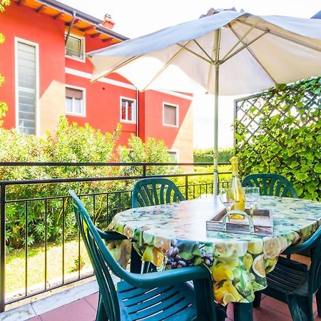 Appartamenti Casa Irina Riva del Garda Luaran gambar