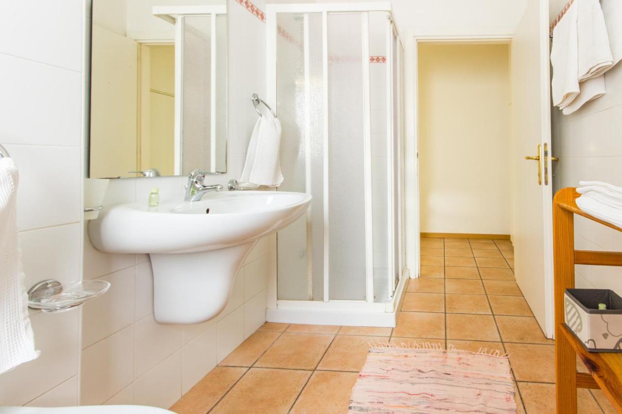 Appartamenti Casa Irina Riva del Garda Luaran gambar