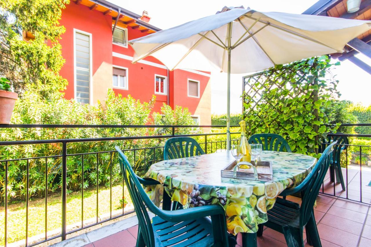 Appartamenti Casa Irina Riva del Garda Luaran gambar