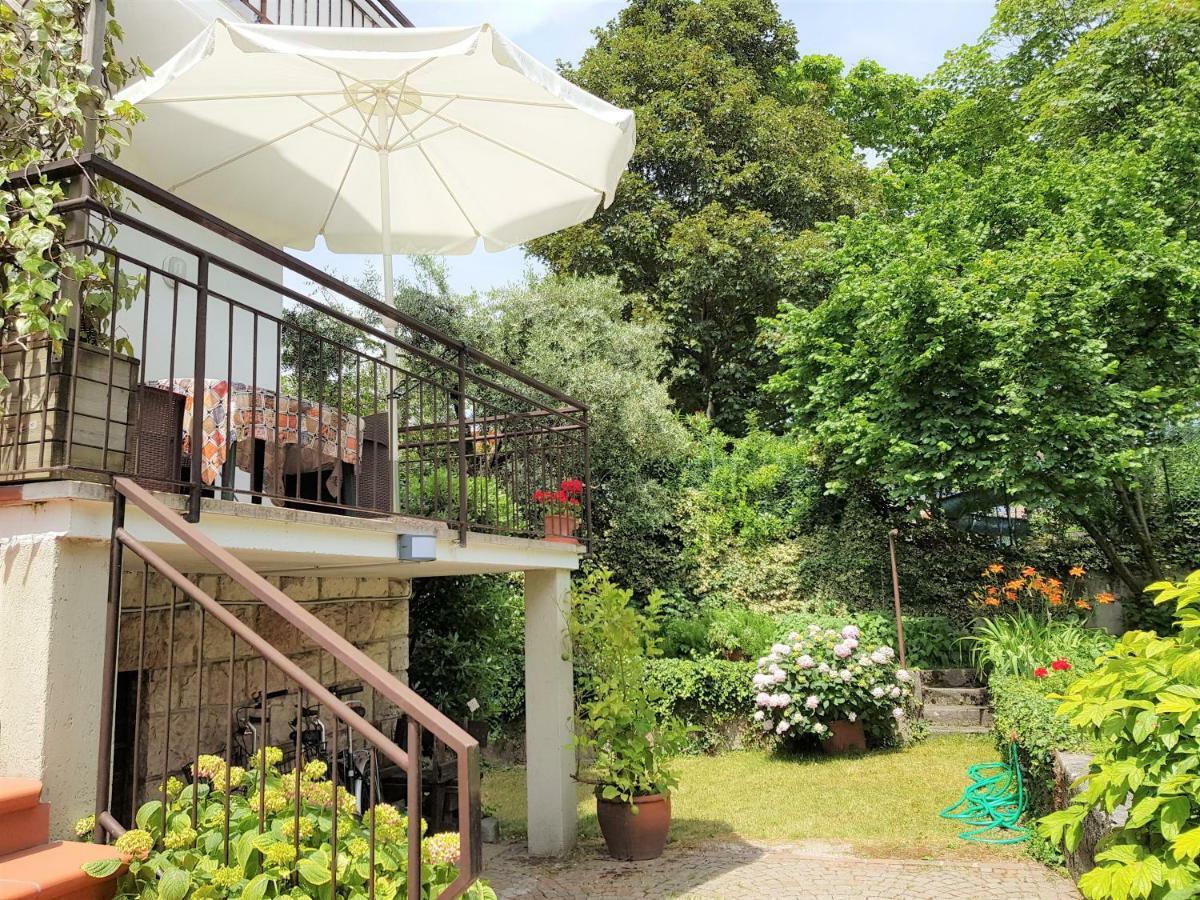 Appartamenti Casa Irina Riva del Garda Luaran gambar